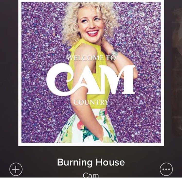 Sunday music vibes... @camcountry #BurningHouse ???????? https://t.co/yfuIgkjBat