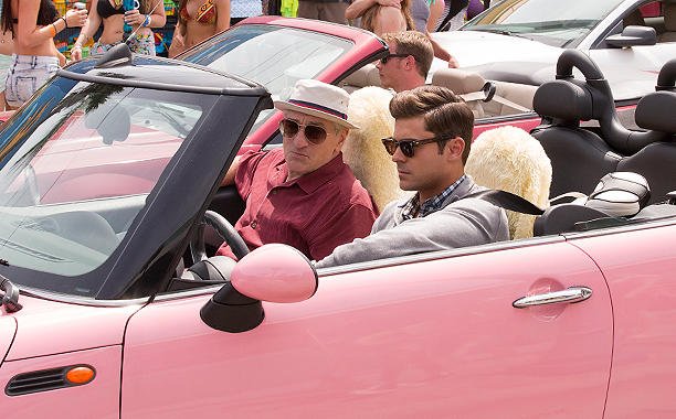 RT @EW: Robert De Niro and @ZacEfron cruise spring break in this #DirtyGrandpa first look: https://t.co/uPj7rObhFx https://t.co/UmIjFoUS3q