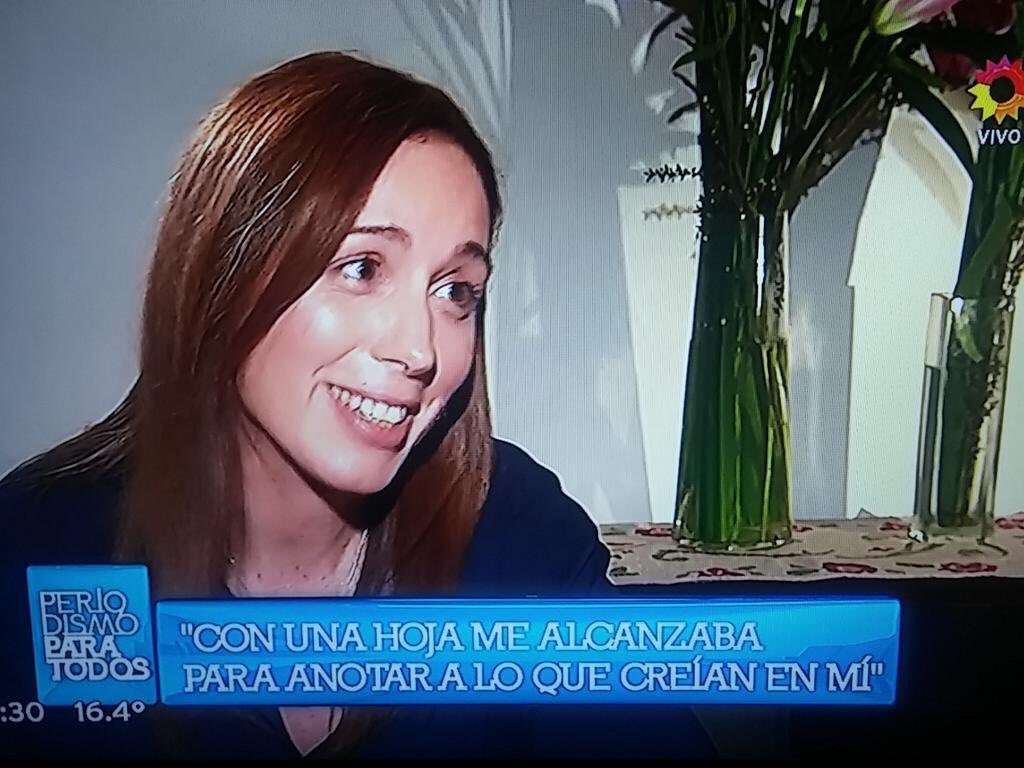 El dolor en la parte superior del ojo y el hinchazón