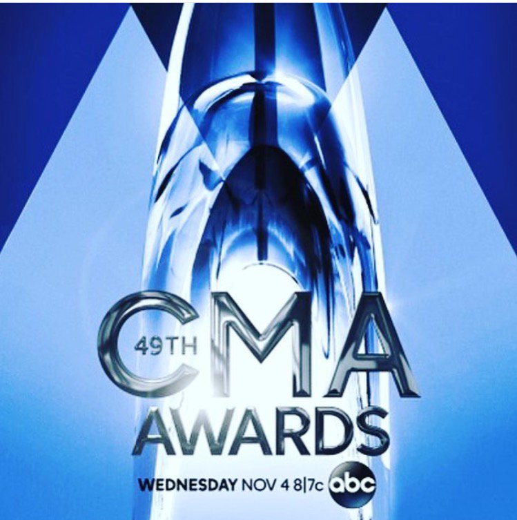 My favorite night of the year! Congrats to all the nominees! #CMAawards https://t.co/KNsMlgrfGl