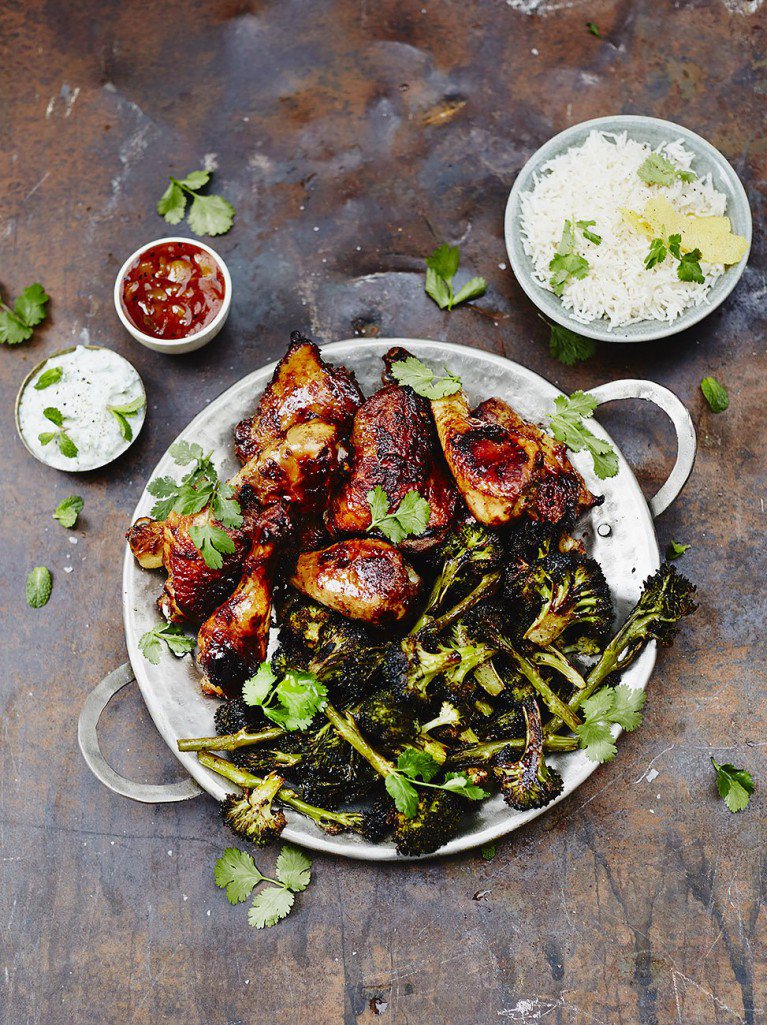 #Recipeoftheday gnarly tender tandoori chicken + roasted broccoli. Nice one for the weekend https://t.co/7LYe13mNx8 https://t.co/cljq6TL97a