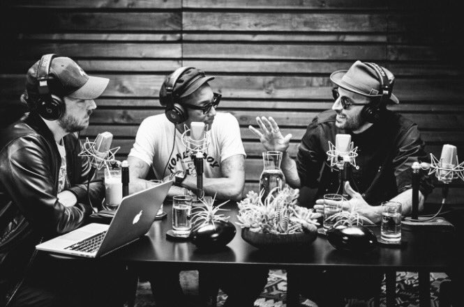 .@JRart doesn't use frames for his canvases; he uses buildings. He joins #OTHERtone today at 12pm PT on @Beats1???? https://t.co/W62vUuEF6O