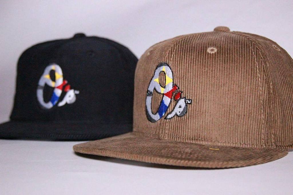 I need 2 of these who make this. N the hood ? ????✌????️✨???? https://t.co/03jitkEDVb https://t.co/3jGy745nAg