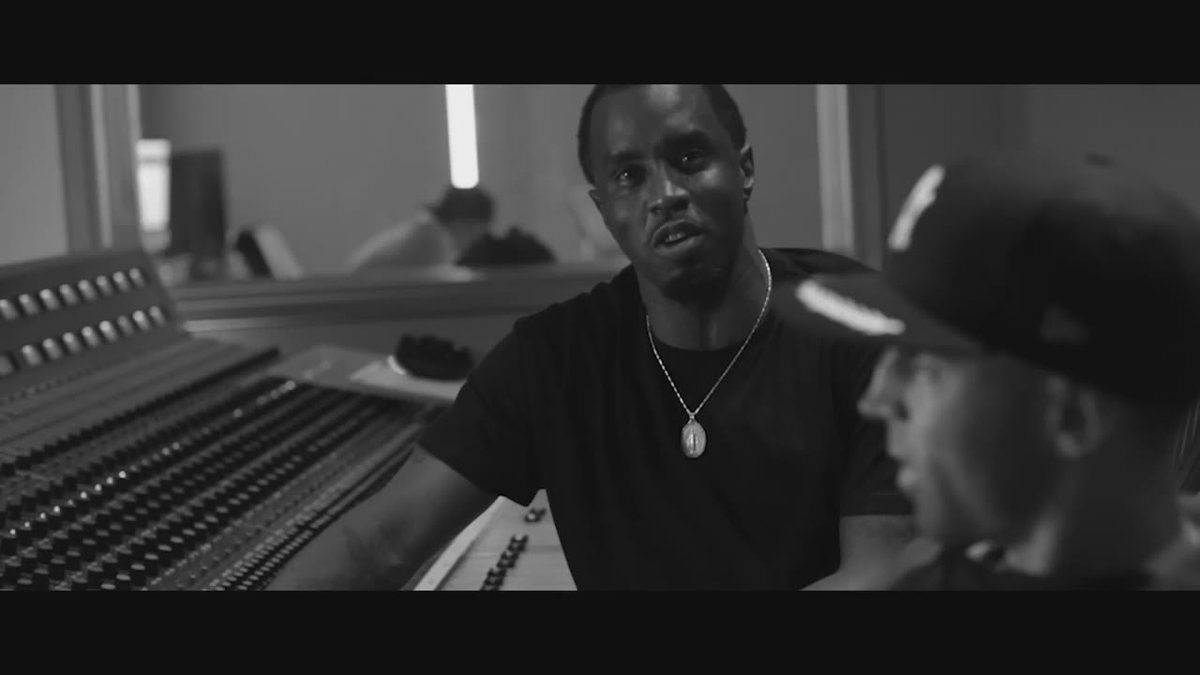 RT @OnSMASH: Go inside the genius mind of @iamdiddy as he records #MMM in this new documentary https://t.co/vsStdbgVOn https://t.co/Cj3e7hO…