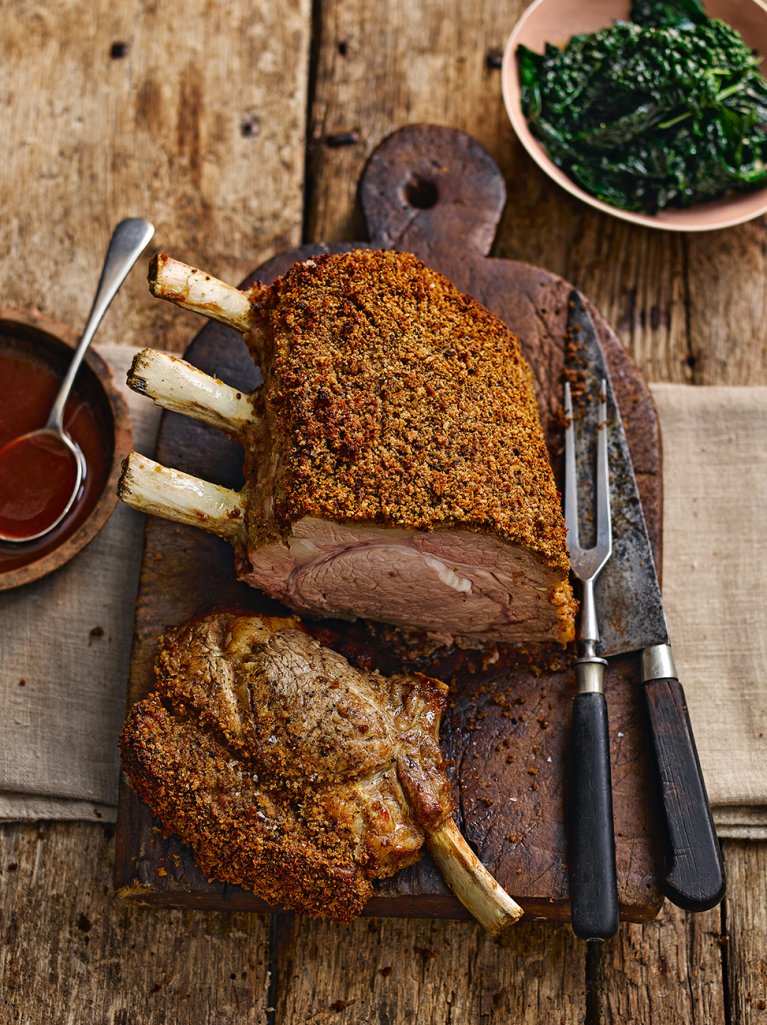 #RecipeoftheDay! Slow-roasted chestnut & porcini-crusted veal rack from @JamieMagazine. https://t.co/dy4MFtrgTJ https://t.co/pLdpE3zLG6