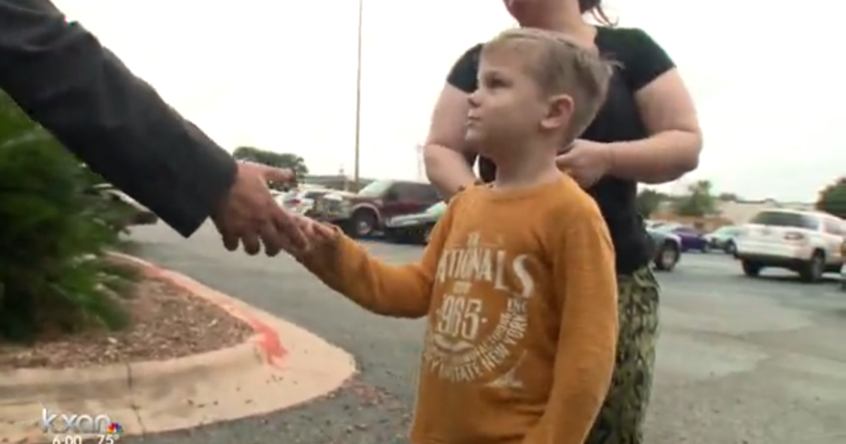 ???????????? “@HuffingtonPost: This little boy emptied his piggy bank to help a defaced mosque https://t.co/z280BL4TNo https://t.co/a0QkrD47V0”