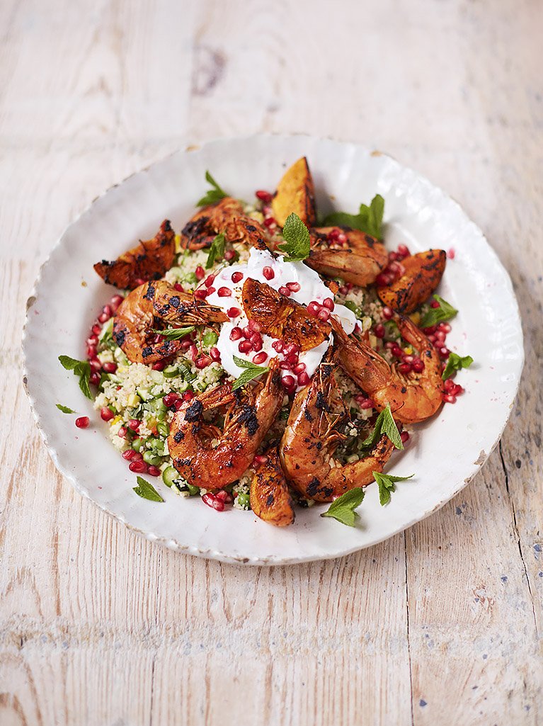 As featured in #JamiesSuperFood, today's #RecipeoftheDay is sizzling Moroccan prawns: https://t.co/T4ipR0kJ5t https://t.co/LMDBM1nJui