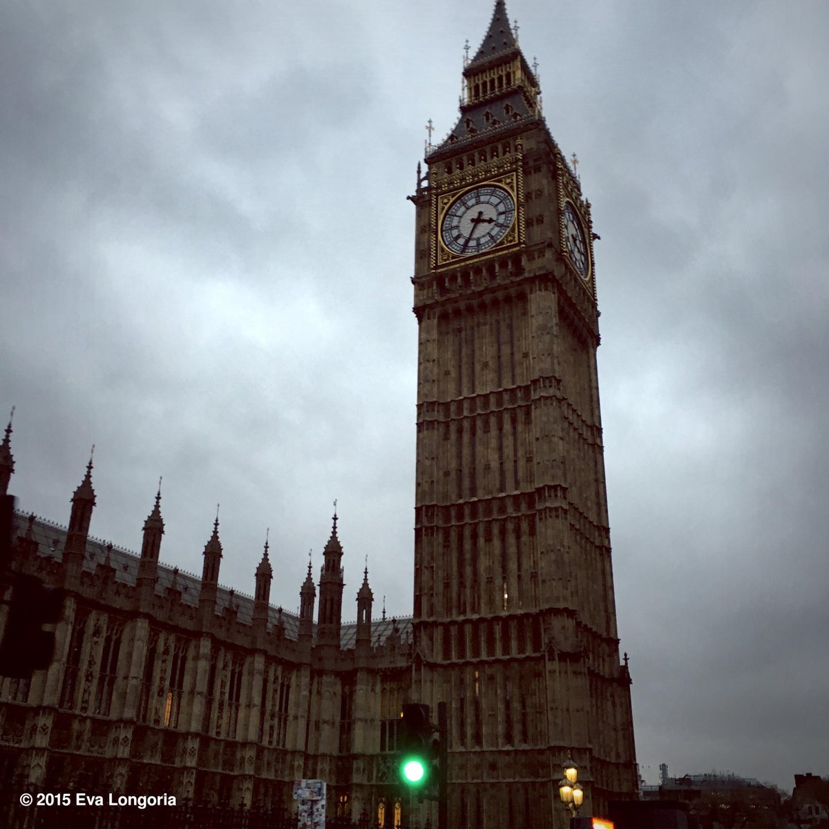 Lovely rainy weather in London! @GlobalGiftFound #BigBen #GGFLDN15 https://t.co/oAPbyBb8d3