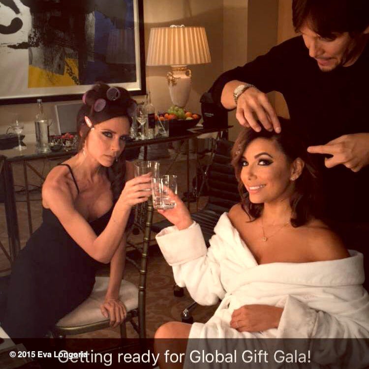 Getting ready for the @GlobalGiftFoundation with the beautiful @victoriabeckham and @kenpaves #GGFLDN15 https://t.co/kXvVCsyjRg