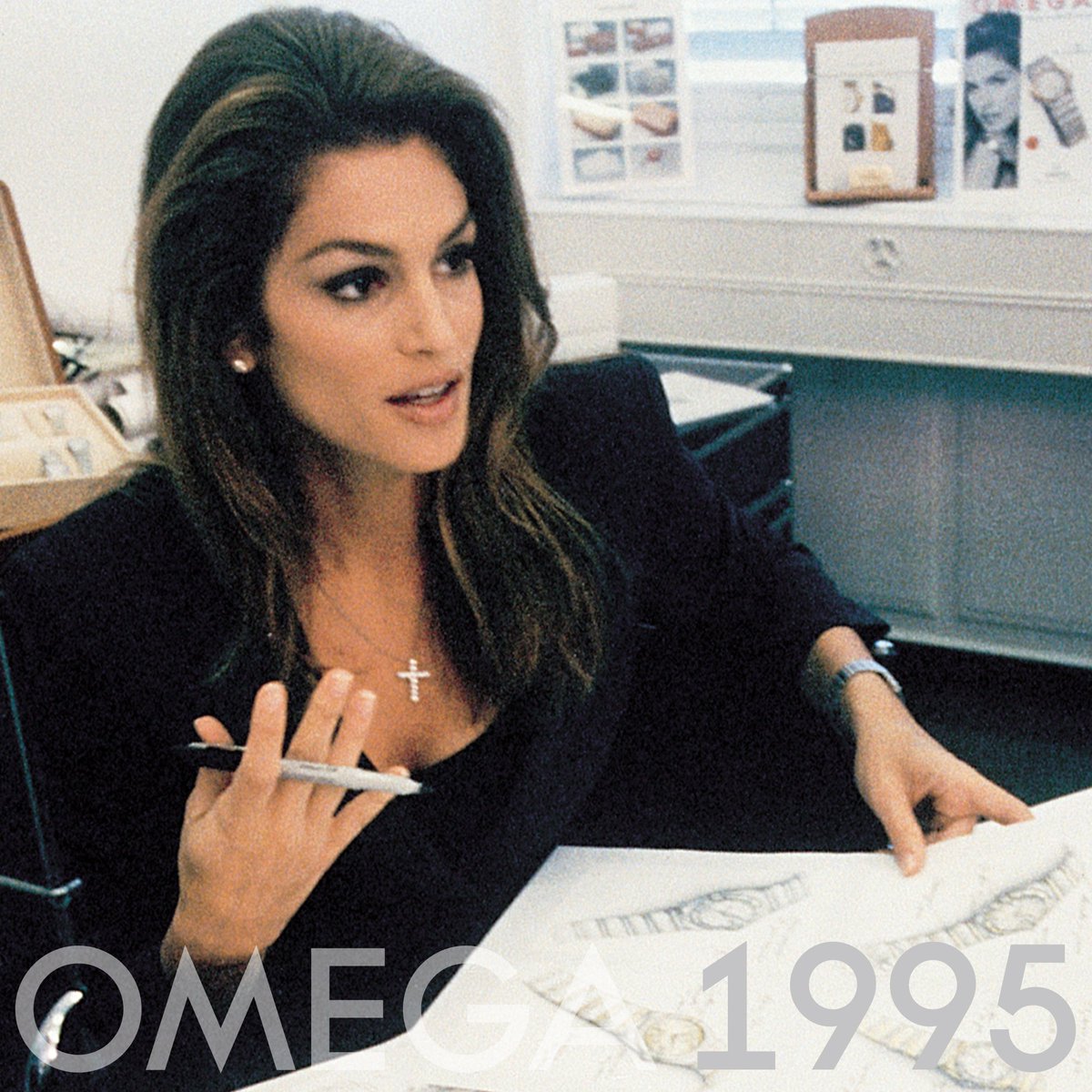 RT @omegawatches: #OmegaChronicle Did you know that @CindyCrawford worked on the design of the Constellation a few years back? https://t.co…