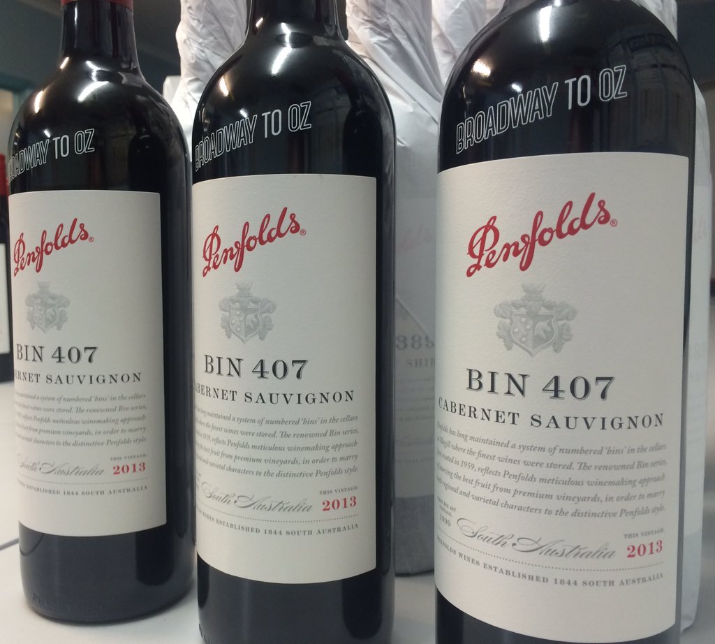 Who doesn't love a Penfolds Cabernet with #BroadwayToOz etched in the bottle?!? https://t.co/XfoaoydqEP