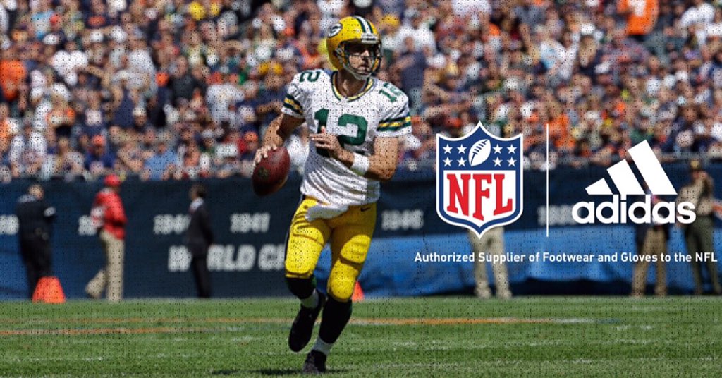 RT @adidasFballUS: Ice in his veins. Winning in his DNA. 

@AaronRodgers12 ???? for the win.

#teamadidas https://t.co/rOhuxa5wzI