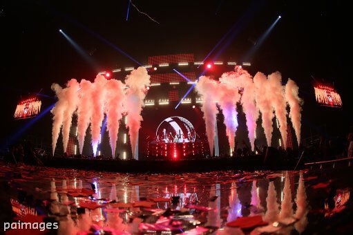 RT @PAshowbiz: David Guetta live on stage at the #CapitalJBB 2015 @TheO2 London @davidguetta @CapitalOfficial https://t.co/I3zhc1Ingj