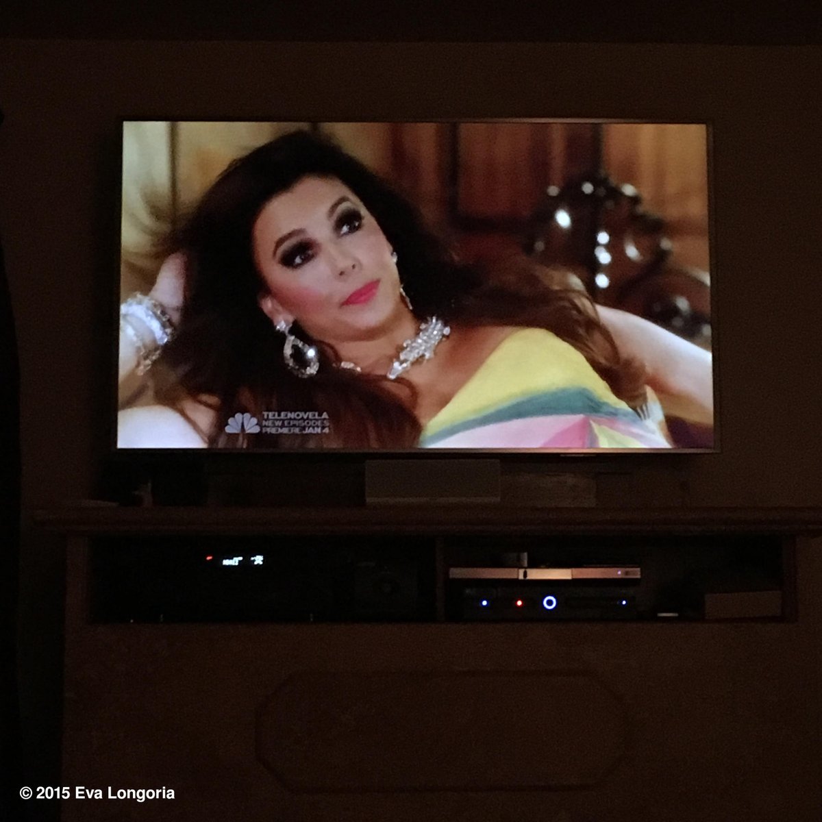 It's starting West coast! #Telenovela Who's watching with me!?? https://t.co/x5nNQu5ZSh