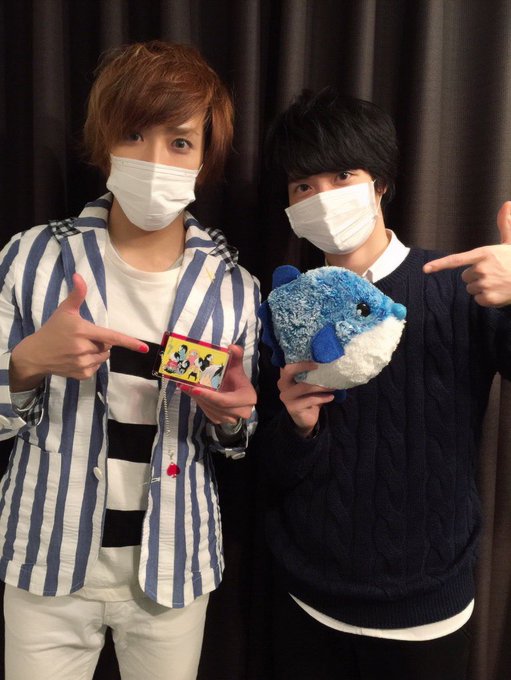 こんちは!僕の名前はまんぼう君!なんと梅原さん( )に抱っこしてもらったボウ🐟梅原さんありがとマンボウ!明日はヤンブラ こんちは!僕の名前はまんぼう君!なんと梅原さん( )に抱っこしてもらったボウ🐟梅原さんありがとマンボウ!明日はヤンブラ