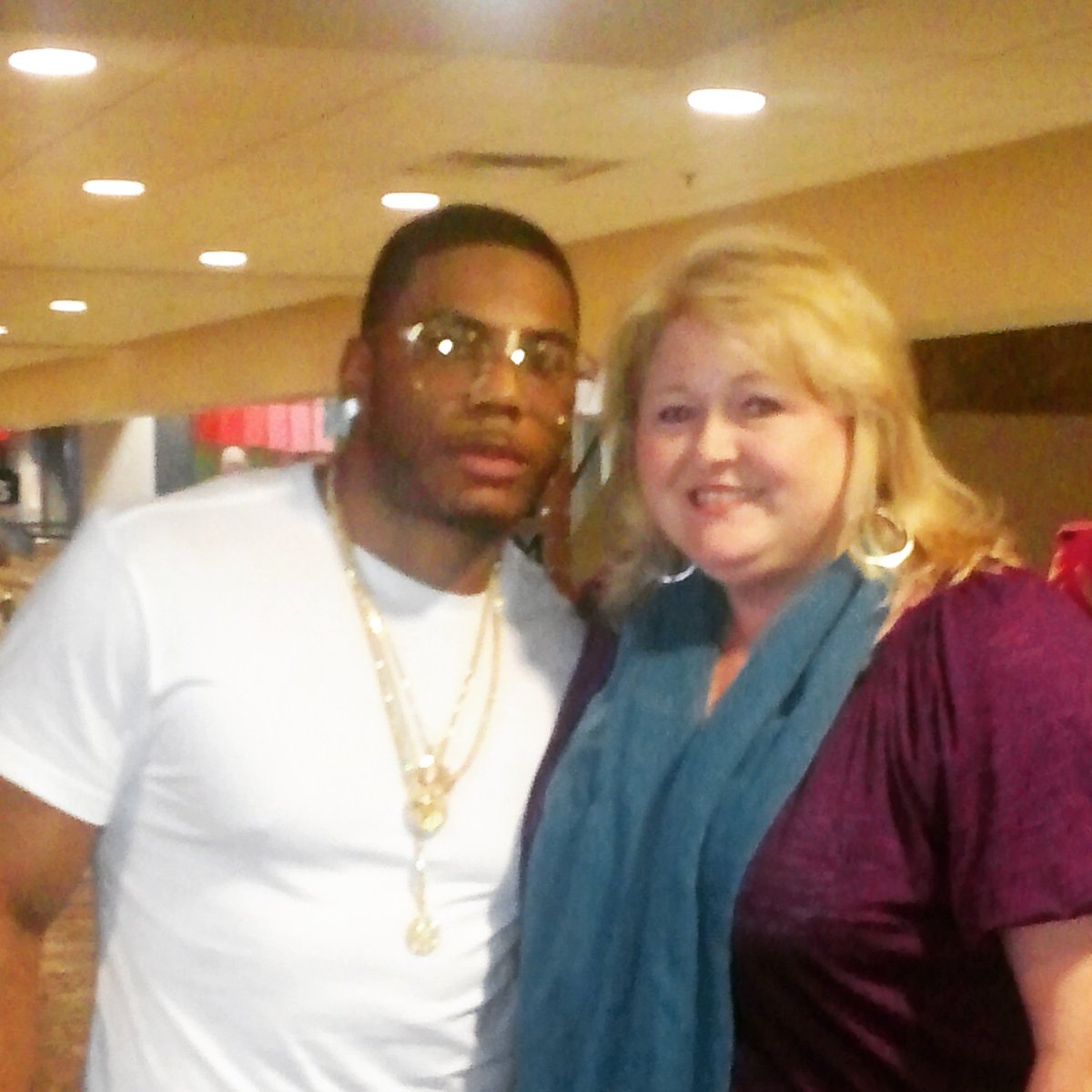 RT @Klackey622: I may be OLD but I love me some Nelly @Nelly_Mo @hornets https://t.co/lbVWgwaA82
