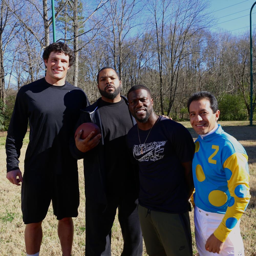 Doing promo with @kevinhart4real , Luke Kuechly from the Carolina Panthers & Victor Espinoza (Triple Crown winner) https://t.co/TFwPMjCL6P