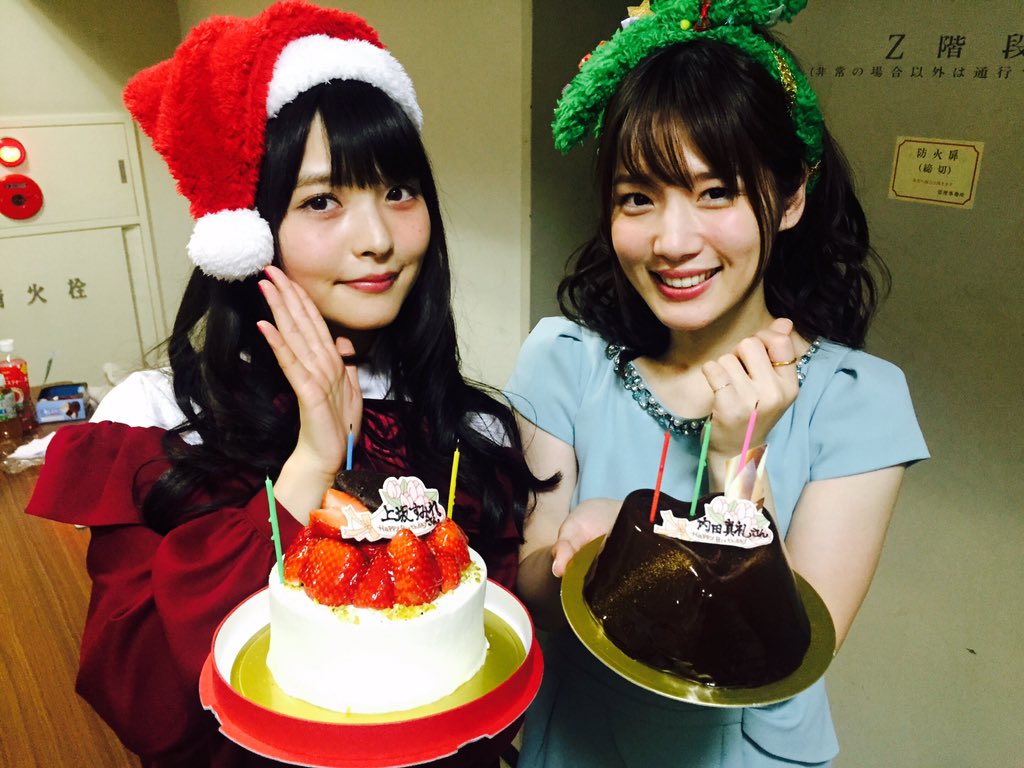 「無彩限のファントム・ワールド」舞役の上坂すみれさんと、小糸役の内田真礼さんの誕生日を先行上映イベント現場でお祝い!!お 「無彩限のファントム・ワールド」舞役の上坂すみれさんと、小糸役の内田真礼さんの誕生日を先行上映イベント現場でお祝い!!お