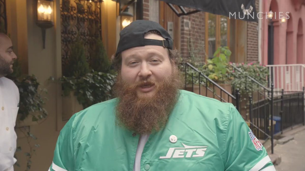 RT @OnSMASH: .@ActionBronson has a truffle-filled day in New York City https://t.co/P68IFlRMtm https://t.co/aWTyNVXkkT
