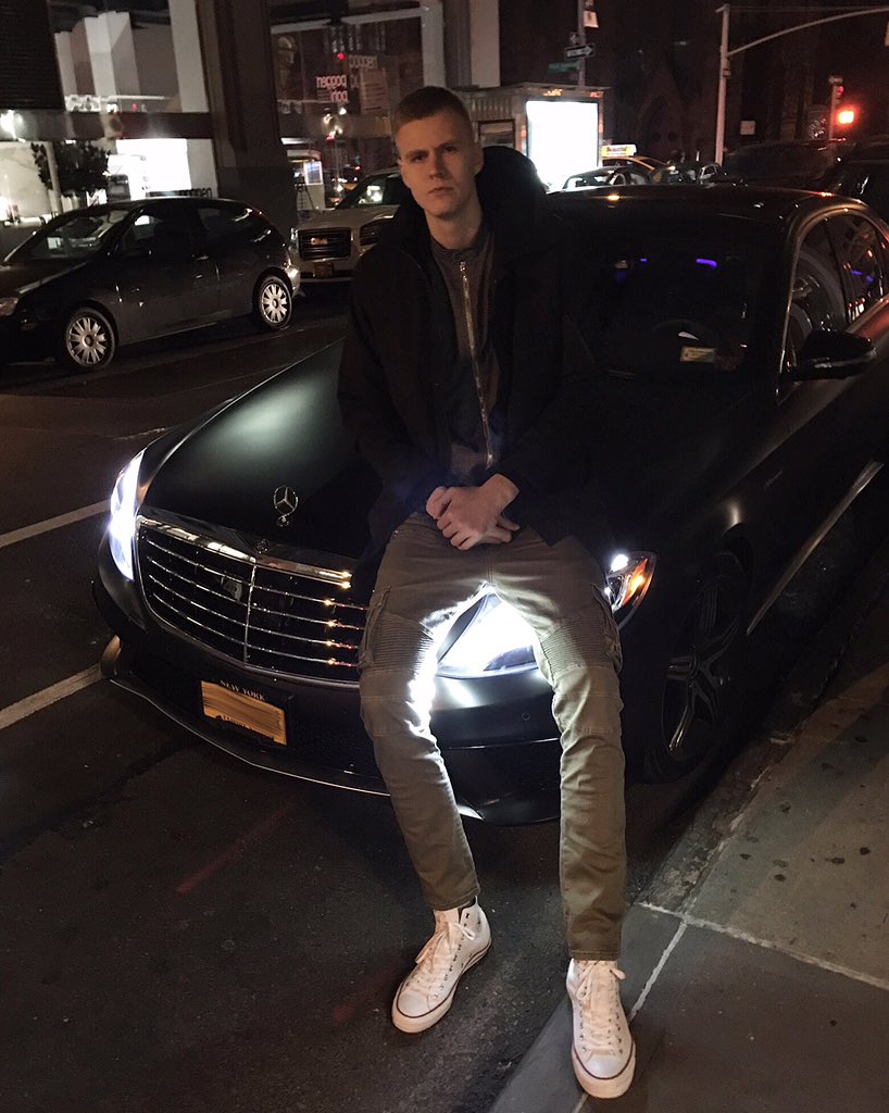 RT @kporzee: Great Win tonight in front of our fans. ???????? #letskeepitgoing ???????? https://t.co/qrI1znVzMN