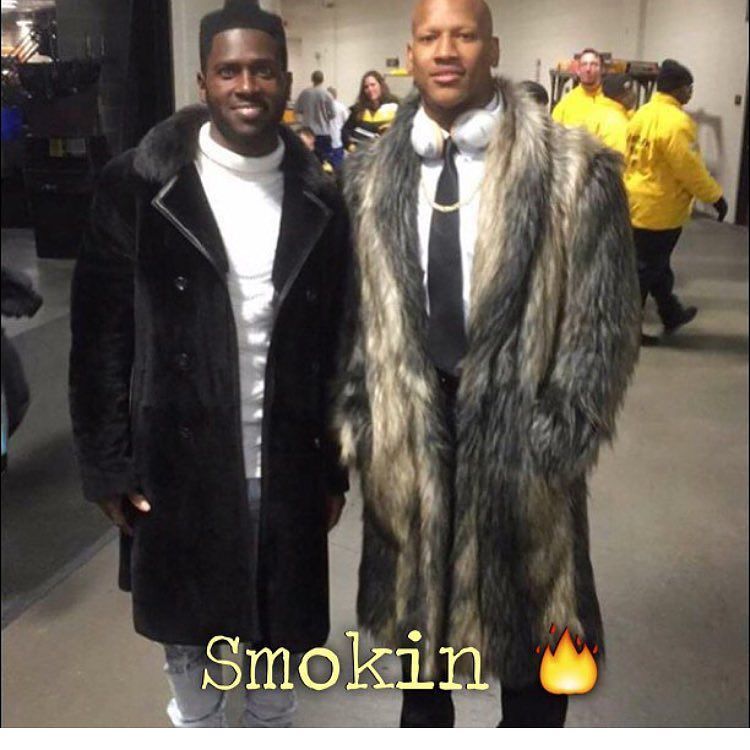 Steeler nation https://t.co/0KTMo0Ynv5 https://t.co/0JTda95hkz