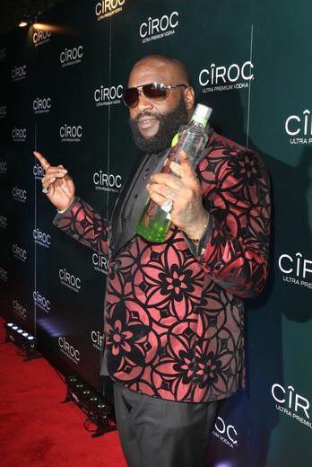 S/O @rickyrozay kicking the new year off right with @Ciroc Apple! Share your #CirocNights with me! https://t.co/HHsX3rRXug