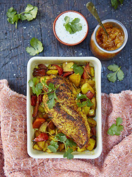 #RecipeoftheDay - quick and easy roasted #chicken breast with lemony #Bombay #potatoes!
https://t.co/SVrnGfkA5m https://t.co/cnjKCwWF4V