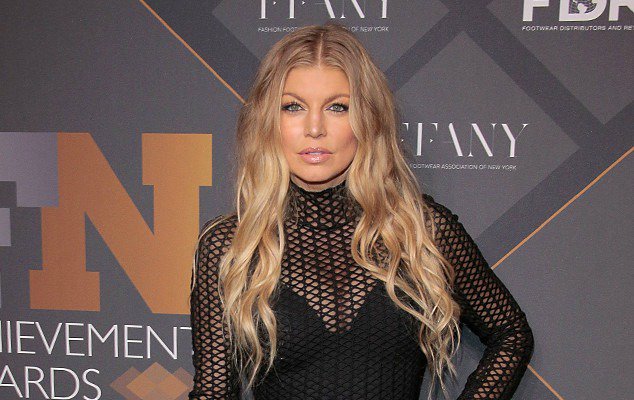 RT @ENews: Let the countdown begin! Fergie spills on New Year’s resolutions right now on #ENews Late Night. https://t.co/5LqEVkL5uG