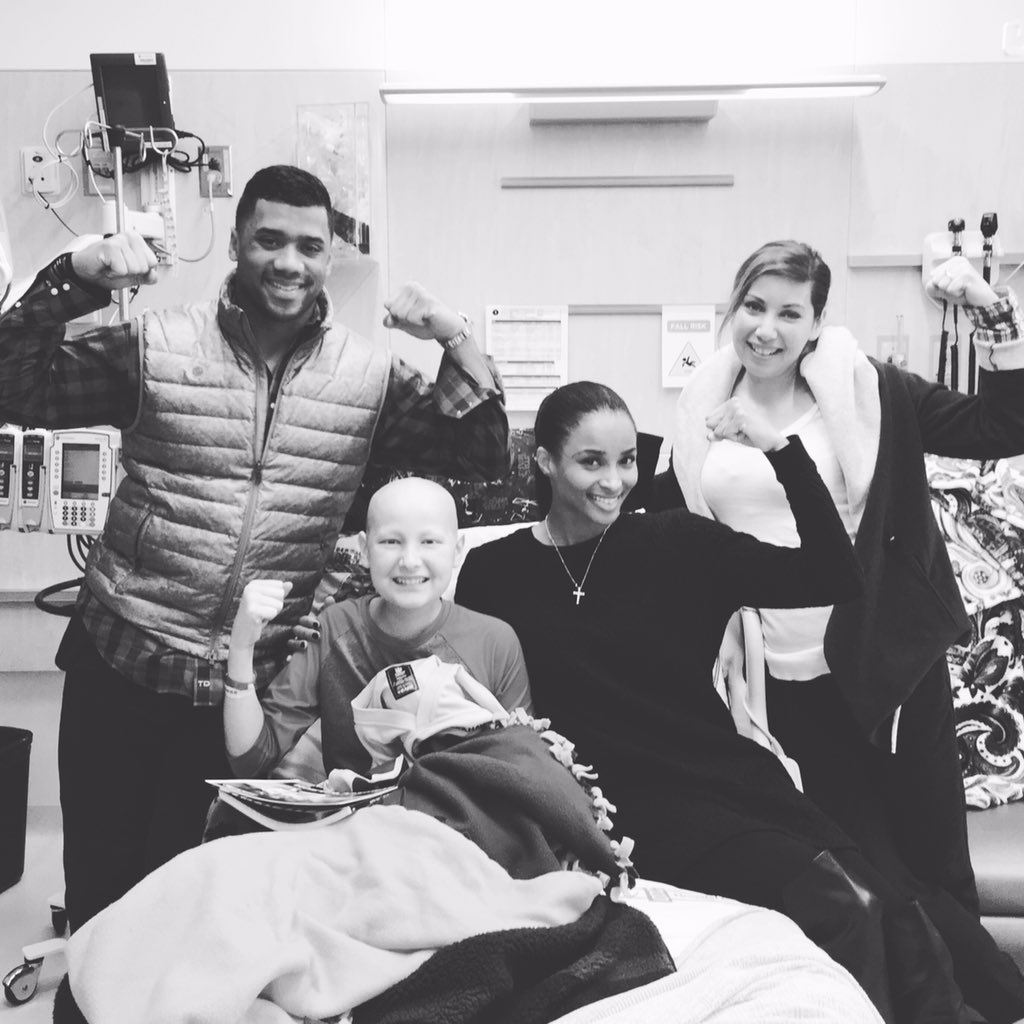 RT @DangeRussWilson: Clayton!!! Good seeing you again! getting stronger each day 1-0 buddy! #StrongAgainstCancer @Ciara @SeattleChildren ht…