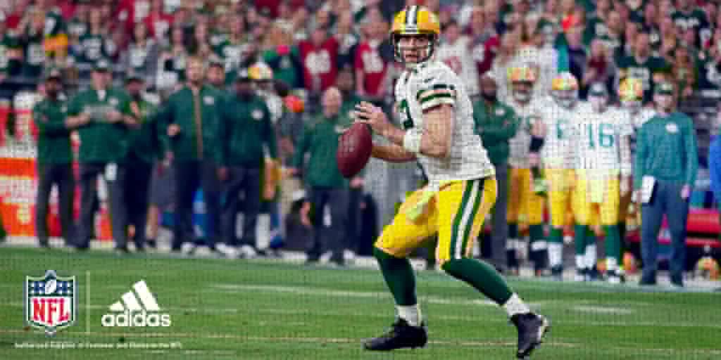 2 in 1 season ?!? Aaron Rodgers is a beast ???? #TurfdUp https://t.co/GZW3F0jHZc
