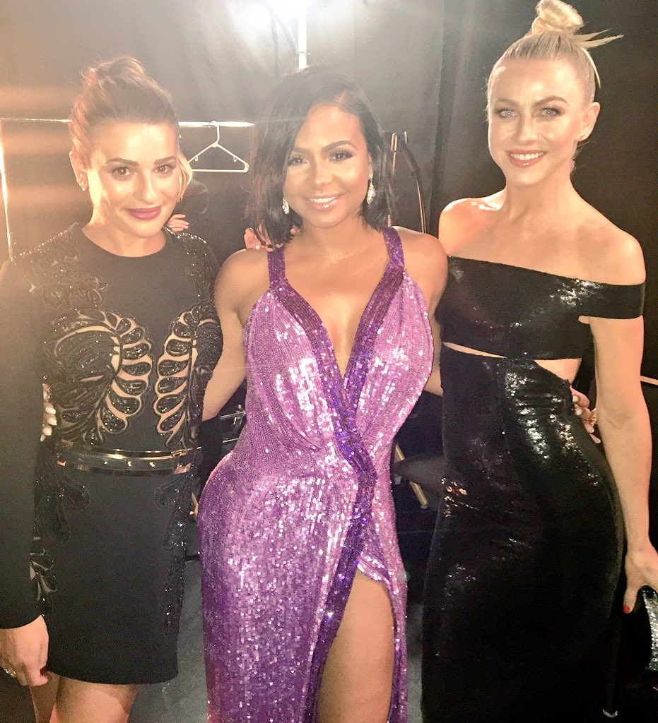 Backstage Beauties at #PCAs @juliannehough @msleamichele https://t.co/wsQh83yrtR