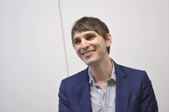 『シュヴァルツェスマーケン』インタビュー 作曲家Evan Callがヴェールを脱ぐー 『シュヴァルツェスマーケン』インタビュー 作曲家Evan Callがヴェールを脱ぐー