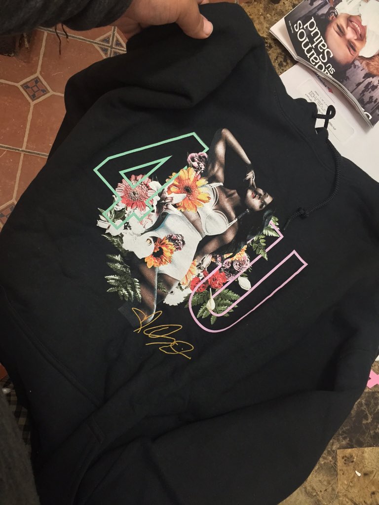 RT @Gxxtavo: @ChristinaMilian my hoodie came in today, can't wait to wear it on my birthday! ???? #4U https://t.co/QXShh641N9