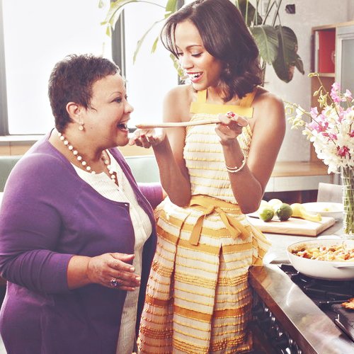 I was raised by a strong woman that taught me to always show gratitude. #mamitips https://t.co/I2Gd47ULwz