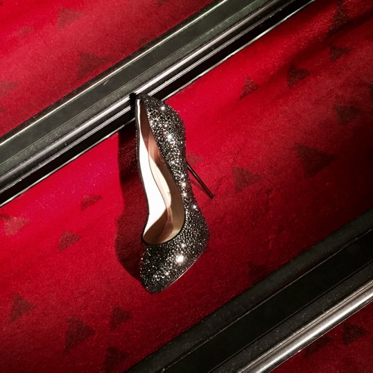 RT @glamuse: #Glamuse follows this Louboutin shoe for #Ditavonteese exclusive #lingerie shooting @crazyhorseparis love it! https://t.co/Opc…