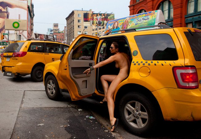 New york naked woman — photo 1