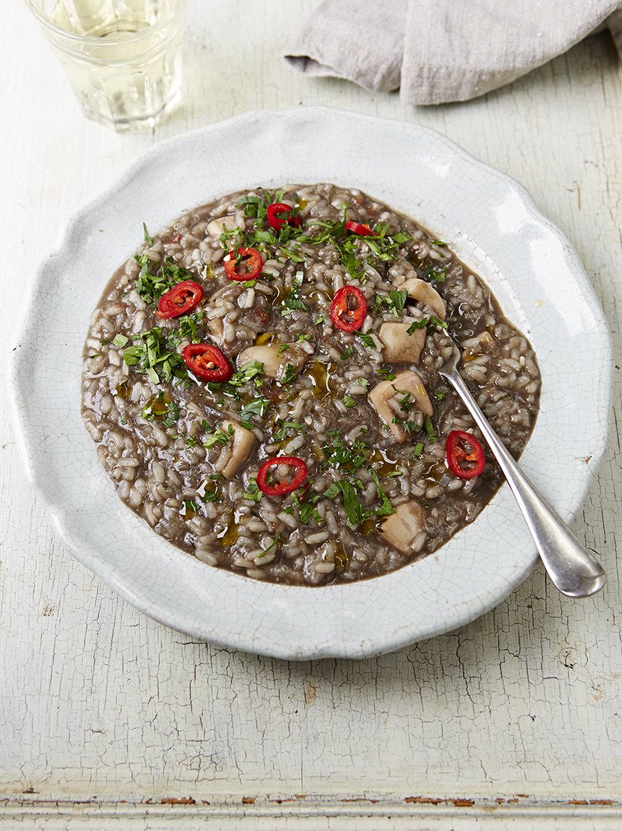Croatian-style cuttlefish risotto with chilli-spiked parsley oil #FridayNightFeast https://t.co/RTuQyn9wYt https://t.co/f9ebNtiZ9W