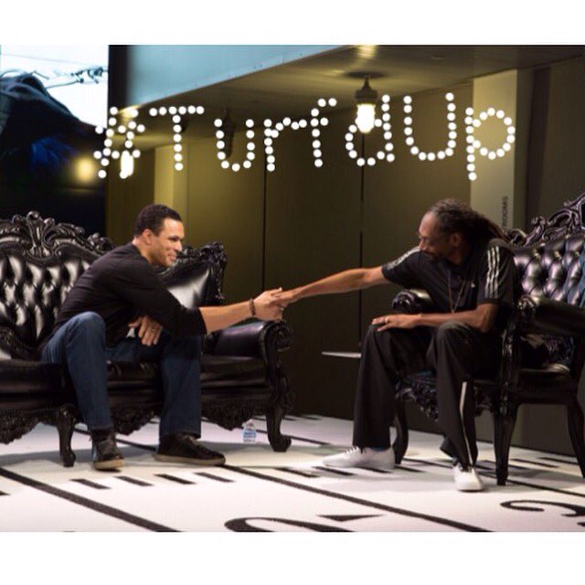 this week on #TurfdUp @TonyGonzalez88 https://t.co/fI7DC87oUt stay tuned ! @adidasfballus https://t.co/p9Q7Atji4F
