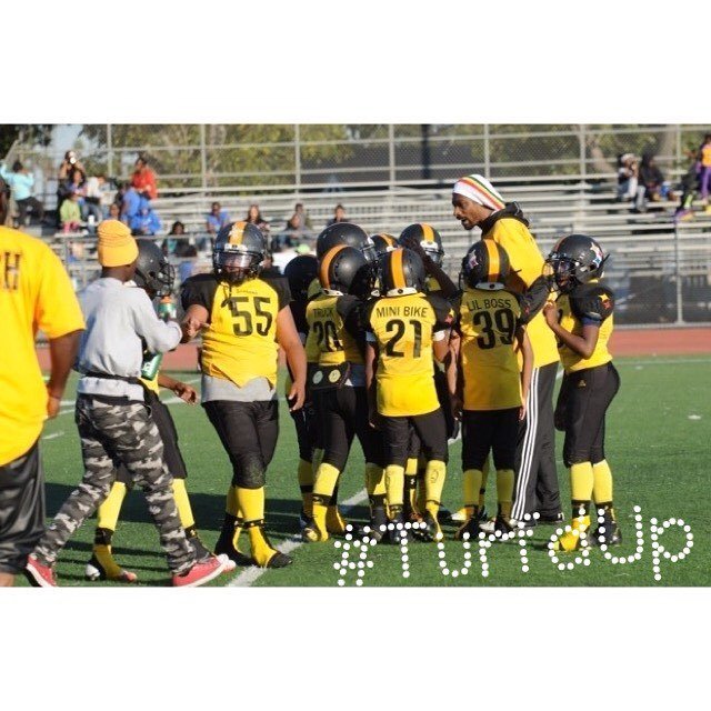 play wit leverage. Low man always wins ! #inthehuddle #TurfdUp ????✊???????? https://t.co/nrDF2e52V1