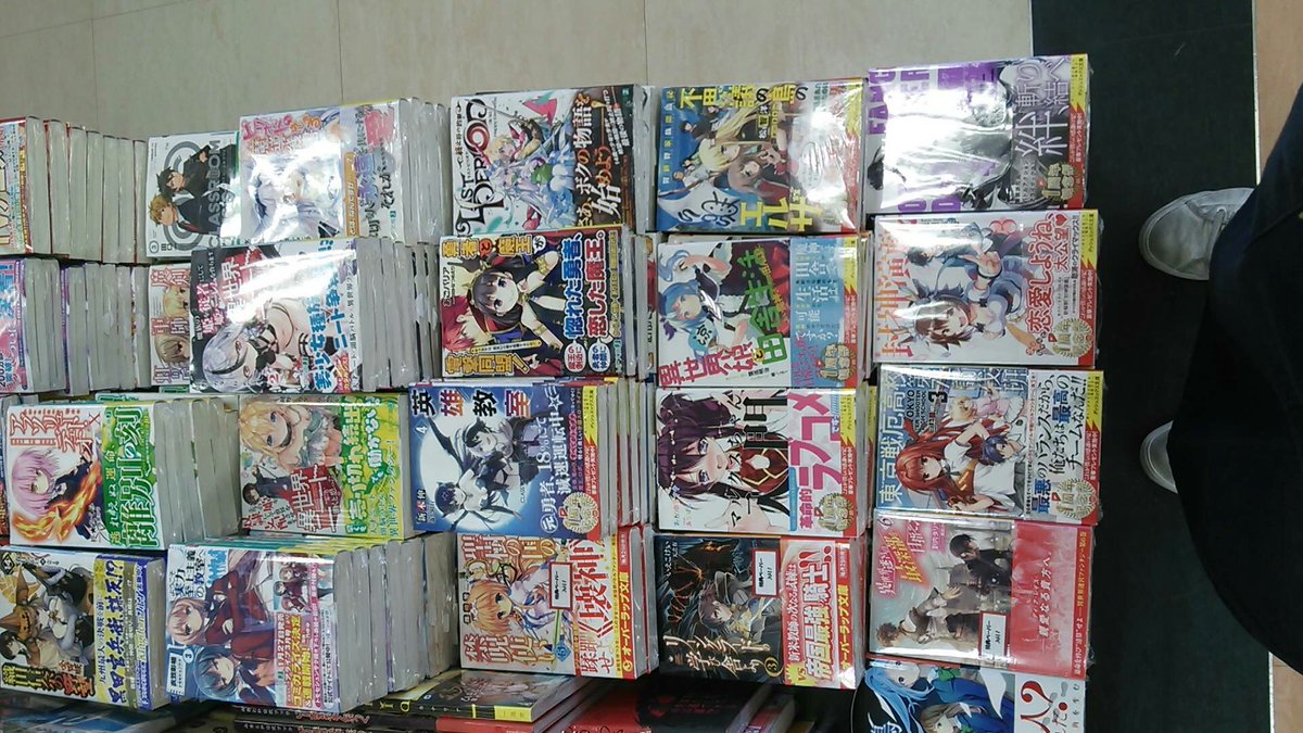 【ラノベ男子】本日MF文庫J、オーバーラップ、ダッシュエックス発売です。ようこそ実力至上主義の教室へ、アブソリュート・デ 【ラノベ男子】本日MF文庫J、オーバーラップ、ダッシュエックス発売です。ようこそ実力至上主義の教室へ、アブソリュート・デ