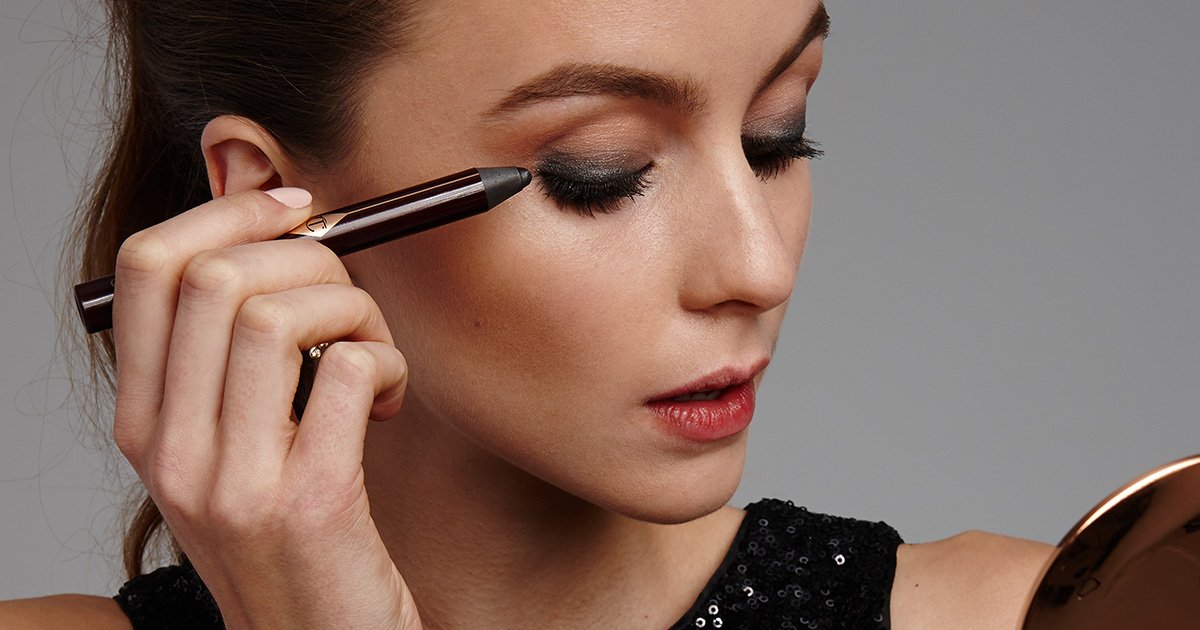 Try this gorgeous #beauty look from @Glamsqaud for this weekend: https://t.co/z4p82kCdMP https://t.co/m5QmCmcF51