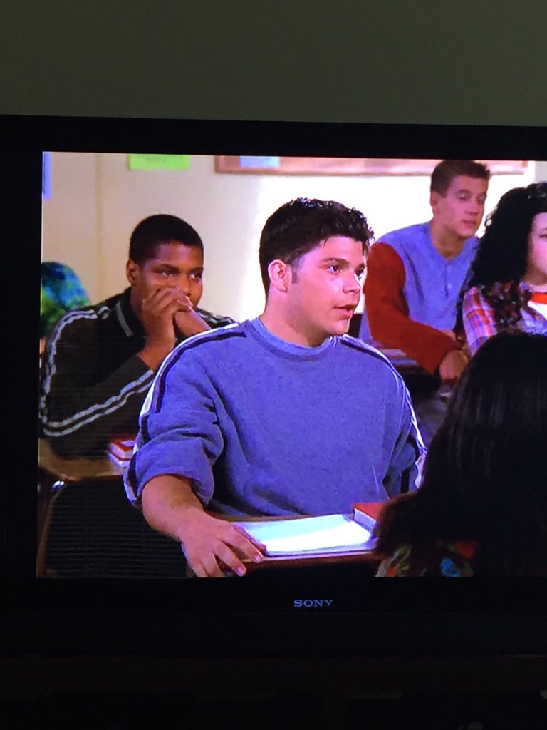 RT @MikeNico: When you realize @jerryferrara was in King of Queens, giving hell to @KevinJames #throwback https://t.co/MEblEcJAna