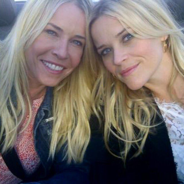 Never a dull moment with @chelseahandler... I dare you not to laugh during #ChelseaDoes on @netflix ???? #MondayMuse https://t.co/Dgk8hCMY1i