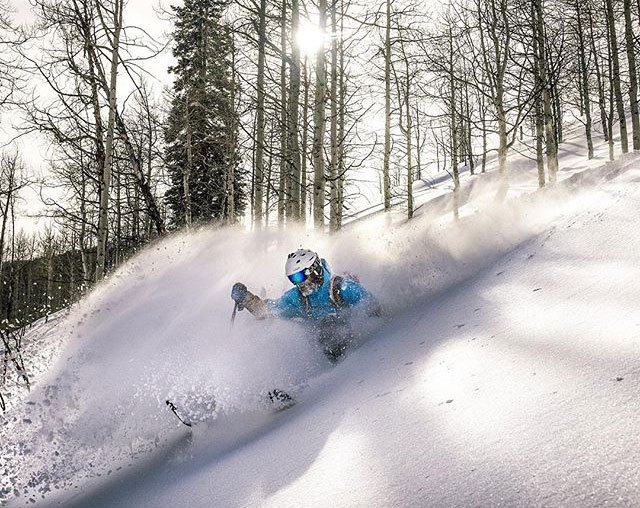 Thanks @james_myron_roh for is beautiful shot!
Get out and enjoy the snow and don't forget to tag #goatworthy! https://t.co/8E2N6pH8w9