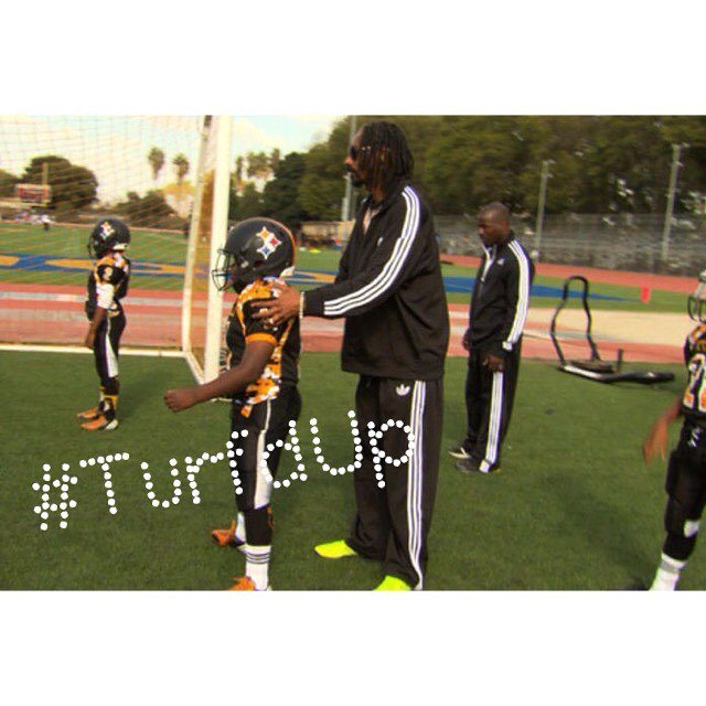 Never hope for it more than u work for it #turfdup #inthehuddle ????????✊???? https://t.co/mkNXhkEJgh