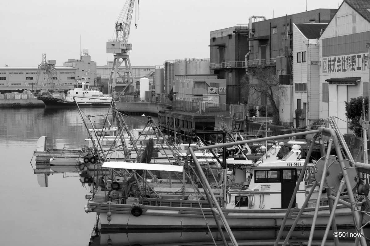 『兵庫運河』#神戸 #和田岬 #兵庫運河 #写真撮ってる人と繋がりたい#写真好きな人と繋がりたい#ファインダー越しの私の 『兵庫運河』#神戸 #和田岬 #兵庫運河 #写真撮ってる人と繋がりたい#写真好きな人と繋がりたい#ファインダー越しの私の
