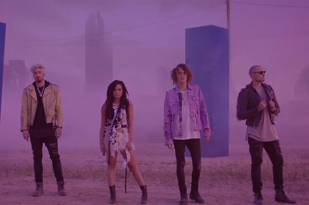 RT @billboarddance: Watch @CheatCodesMusic & @ddlovato's vivid new video for #NoPromises https://t.co/2xjAET5TKM https://t.co/Iq8o037MPe