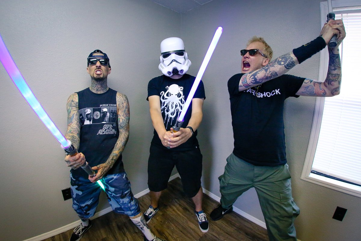 May the 4th be with you!!!! ????@audiomassacre https://t.co/Upc6Ex7fPG