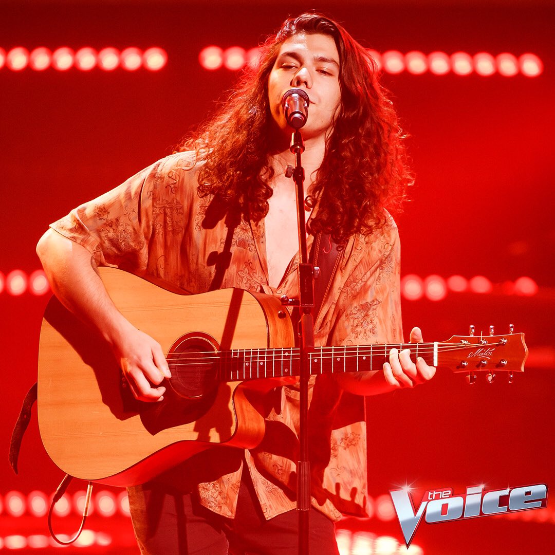 Welcome to #TeamKelly @LewiCiav! You rocked that stage! ???????? #TheVoiceAU https://t.co/Ss9EAZuRgq