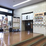 C_vpwu-UIAIM0TV.jpg:thumb